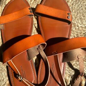 American Eagle Outfitters Tan Sandals 9